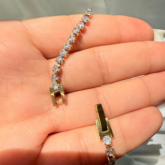 Wholesale ZIRCON Gold Tennis Bracelet - Picture 13 of 14